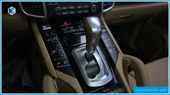 PORSCHE CAYENNE 3.0 DIESEL PLATIUM EDITION