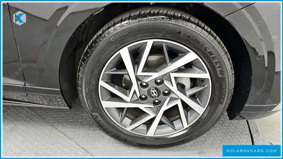 HYUNDAI GRANDEUR EXCLUSIVE