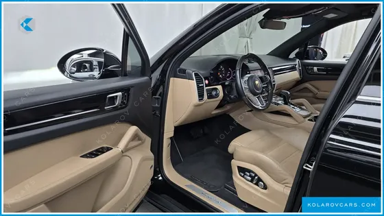 PORSCHE CAYENNE 3.0