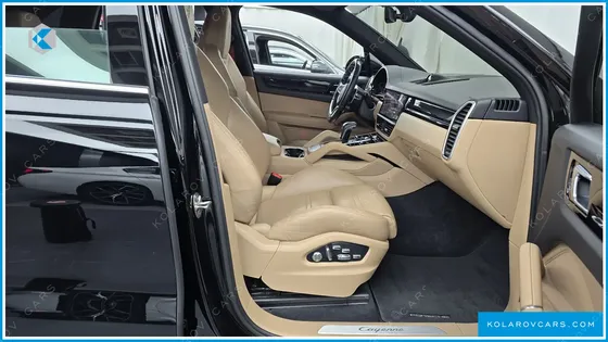 PORSCHE CAYENNE 3.0