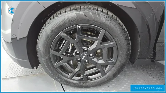 KIA CARNIVAL GASOLINE 7-SEATER GRAVITY