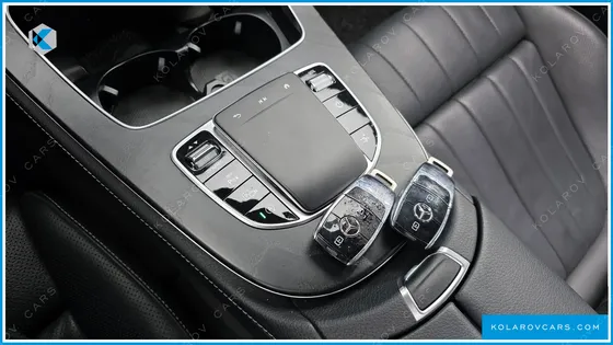 MERCEDES E-CLASS E300D 4MATIC COUPE