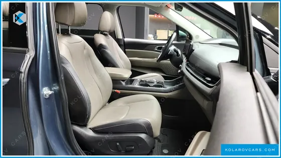 KIA CARNIVAL 7-SEATER NOBLESSE
