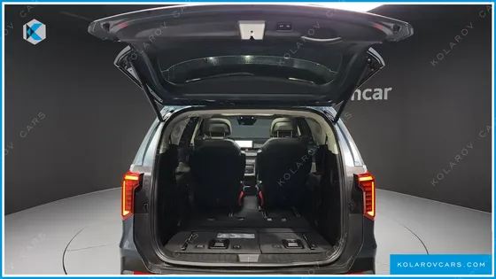 KIA CARNIVAL 7-SEATER NOBLESSE