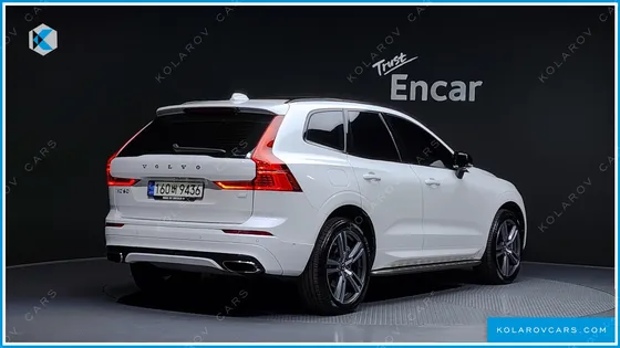 VOLVO XC60 T8 R-DESIGN