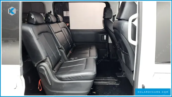 HYUNDAI STARIA 4WD TOURER 9-SEATER