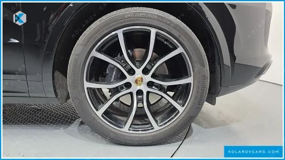 PORSCHE CAYENNE 3.0 PLATINUM EDITION