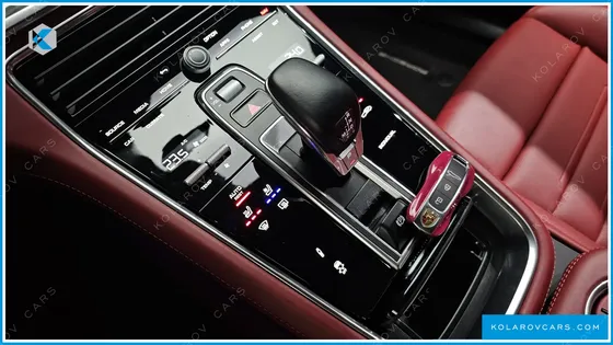PORSCHE PANAMERA 2.9 AWD E-HYBRID PLATINUM EDITION