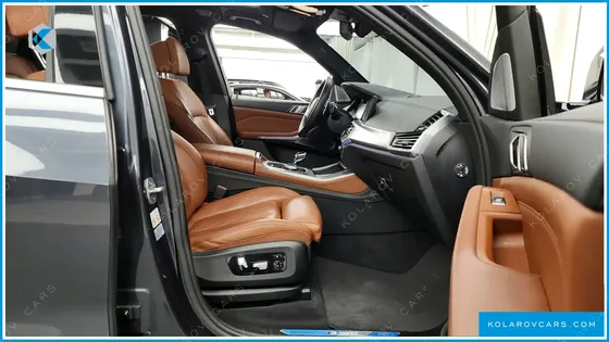 BMW X5 M50I