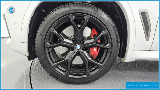 BMW X5 M50I