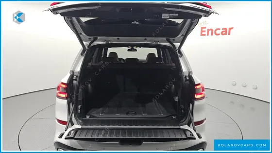 BMW X5 M50I
