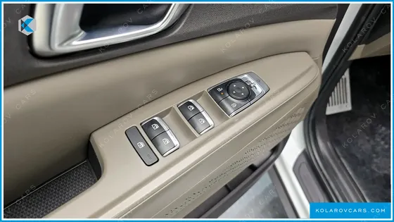 KIA CARNIVAL HEV 9SEATER NOBLESS