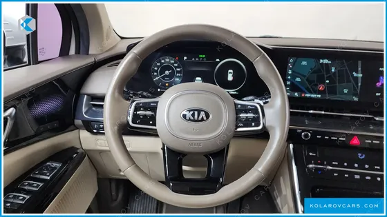 KIA CARNIVAL GASOLINE 7-SEATER HI-LIMOUSINE