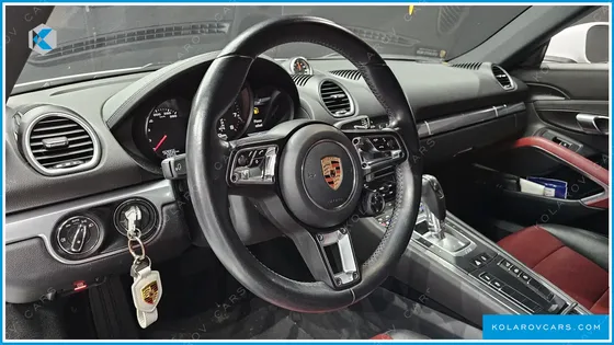 PORSCHE 718 2.0