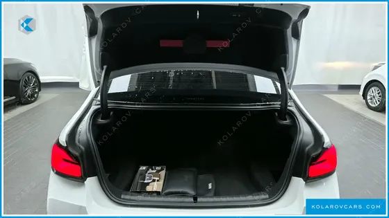 BMW 5 SERIES 523D M SPORT