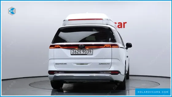 KIA CARNIVAL GASOLINE 7-SEATER HI-LIMOUSINE