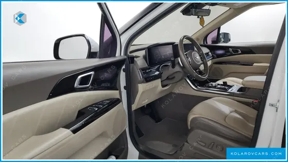 KIA CARNIVAL GASOLINE 7-SEATER HI-LIMOUSINE