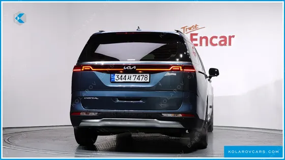 KIA CARNIVAL GASOLINE 9-SEATER SIGNATURE
