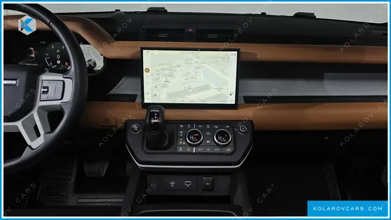LAND ROVER DEFENDER 130 D300 X-DYNAMIC HSE