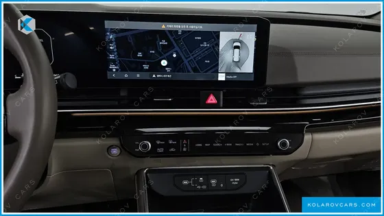 KIA CARNIVAL 9-SEATER SIGNATURE