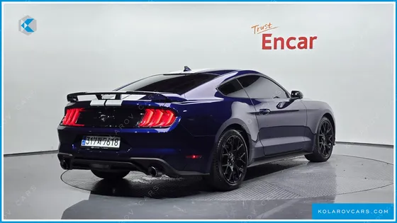 FORD MUSTANG COUPE