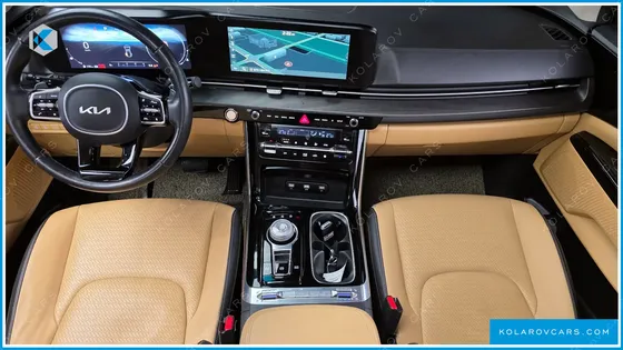 KIA CARNIVAL 9-SEATER NOBLESSE