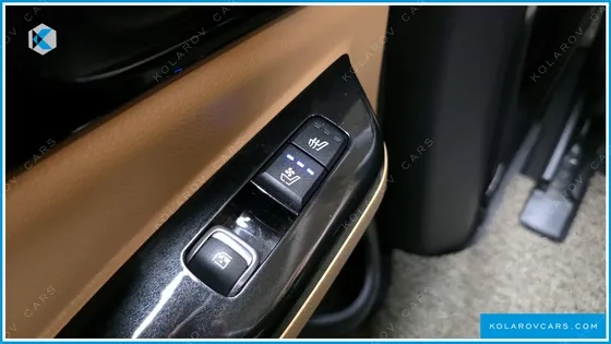 KIA CARNIVAL 9-SEATER NOBLESSE