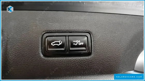 KIA CARNIVAL 9-SEATER NOBLESSE