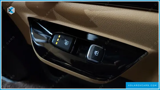 KIA CARNIVAL 9-SEATER NOBLESSE