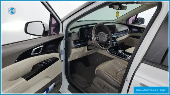 KIA CARNIVAL GASOLINE 7-SEATER HI-LIMOUSINE