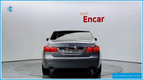 HYUNDAI GENESIS BH 330 LUXURY