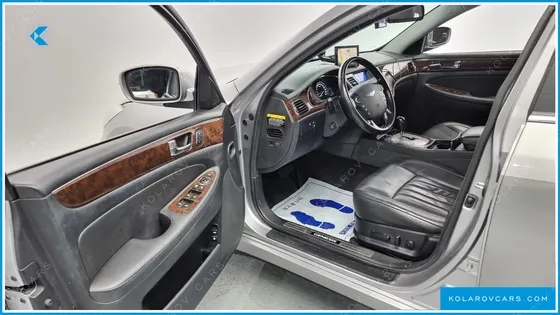 HYUNDAI GENESIS BH 330 LUXURY