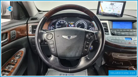HYUNDAI GENESIS BH 330 LUXURY