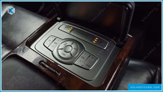 HYUNDAI GENESIS BH 330 LUXURY