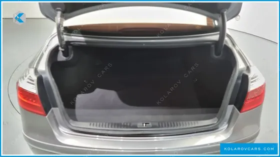 HYUNDAI GENESIS BH 330 LUXURY