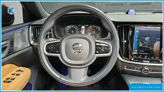 VOLVO S60 B5 INSCRIPTION