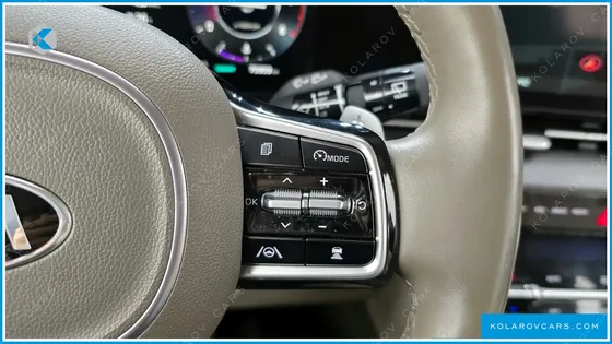 KIA CARNIVAL 7-SEATER NOBLESSE