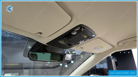 KIA CARNIVAL 7-SEATER NOBLESSE