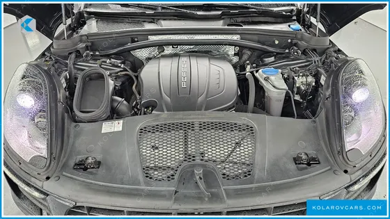 PORSCHE MACAN 2.0