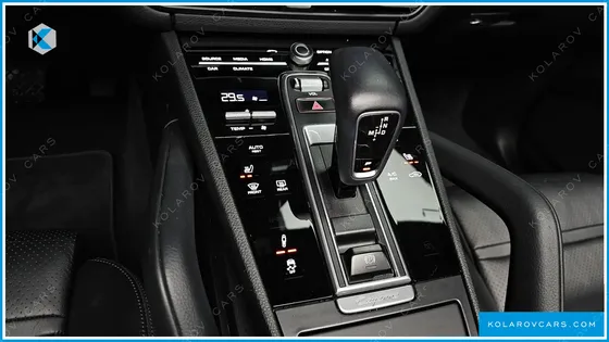 PORSCHE CAYENNE 3.0