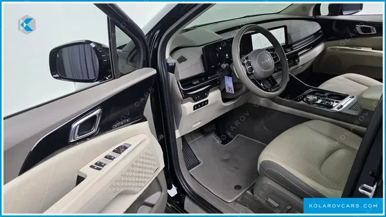 KIA CARNIVAL GASOLINE 9-SEATER SIGNATURE