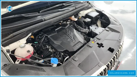 KIA CARNIVAL GASOLINE 7-SEATER SIGNATURE