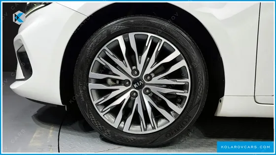 KIA K7 SIGNATURE