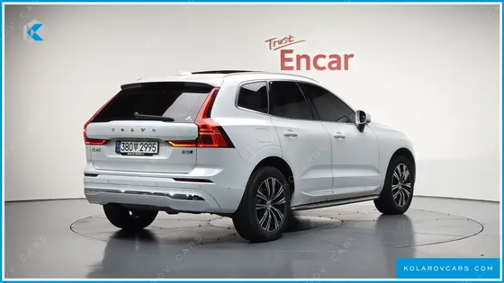 VOLVO XC60 B5 INSCRIPTION