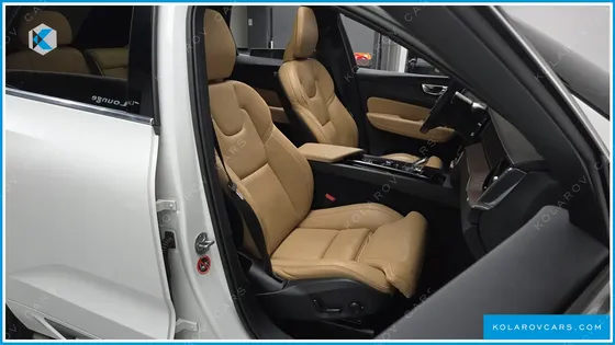 VOLVO XC60 B5 INSCRIPTION