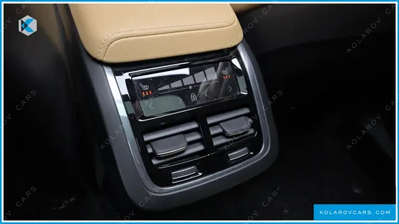 VOLVO XC60 B5 INSCRIPTION