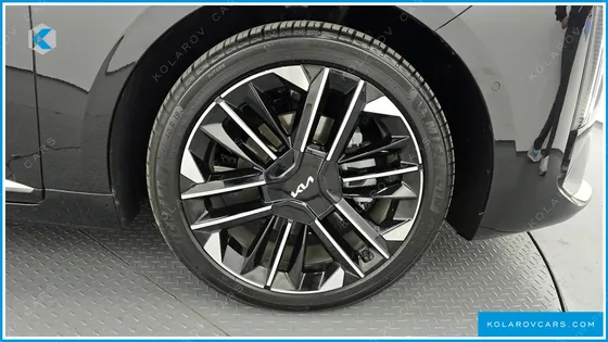 KIA K8 SIGNATURE