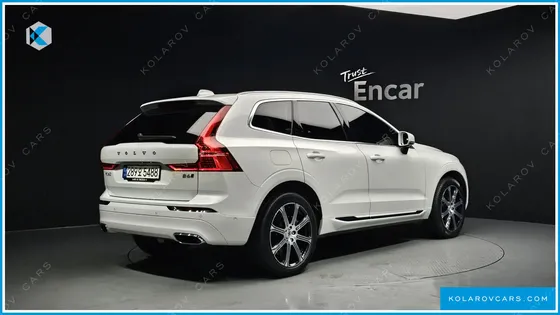 VOLVO XC60 B6 INSCIRTION