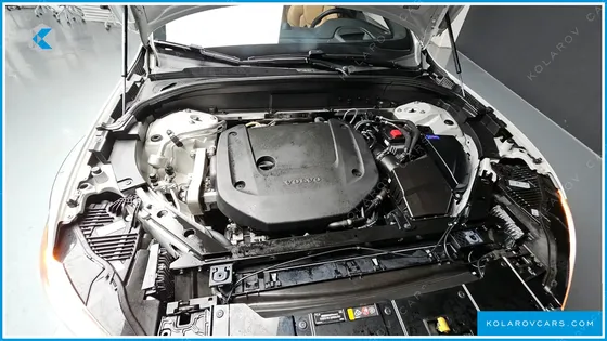 VOLVO XC60 B6 INSCIRTION
