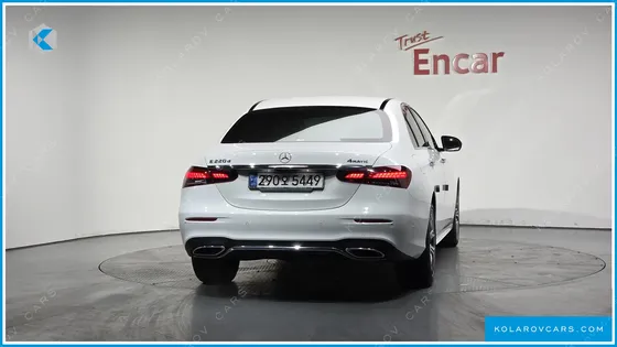 MERCEDES E-CLASS E220D 4MATIC AMG LINE